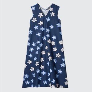 UNIQLO x marimekko V-Neck Sleeveless Flare Dress
